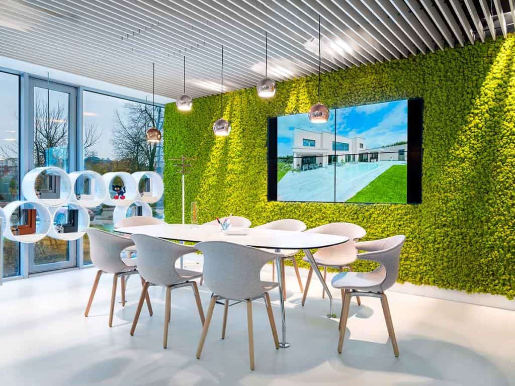 Parete verde verticale per ufficio a Roma